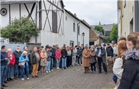 Erinnerung und Mahnung: Sechs neue Stolpersteine verlegt
