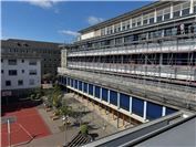 Fassadensanierung am Max-von-Laue-Gymnasium kurz vor Abschluss