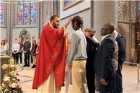 Firmung in St. Laurentius Ahrweiler: 54 Jugendliche erhalten Glaubensstärkung