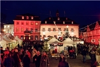 First Friday in Linz am Rhein: „Glitzer & Geschenke“