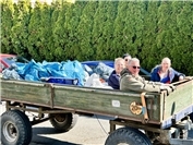 Freiwillige sammeln
Müll in Miesenheim