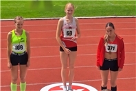 Frieda Balles wird Rheinland-Pfalz-Meisterin über 800 Meter: DM-Qualifikation geschaft
