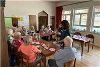 Gemeinschaftstag „Urlaub ohne Koffer“ in Mayschoss für Senioren und Jung