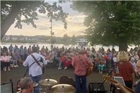 Gitarrenstrünzer: Summer Jam Konzert an der Linzer Fähre