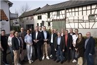 Gordon Schnieder informiert sich
in Esch über Ortsumgehung