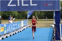 Jonas Löcher gewinnt Deutschen Meistertitel Swim & Run in Halle/Saale