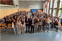 Josef Oster bei Expertenrunde an der Schönstätter Marienschule