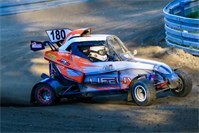 Junis Holzleitner überzeugt beim Autocross Saisonfinale in Cunewalde