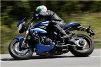 Koblenz: Motorradfahrer missbraucht Rettungsgasse auf A3