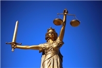 Kommunalverfassungsstreit: Stadtverwaltung und Fraktionen einigen sich auf Vergleich