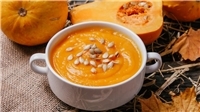 Kürbissuppe – cremig, würzig und perfekt für den Herbst