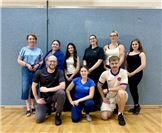 Landtagsabgeordnete Susanne Müller besucht die „Magic Majorettes“ in Sinzig