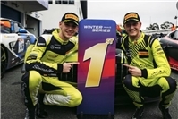 Leuteroder Nachwuchsrennfahrer Enrico Förderer greift nach Meistertitel in der GT4 Winter Series