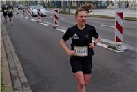 Magdalena Lang vom SC 13 Bad Neuenahr läuft erfolgreichen Halbmarathon in Bonn