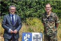 MdB Rudolph informiert sich beim Zentrum Operative Kommunikation über Kampf gegen Desinformation