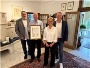 Mendiger erhält das Bundesverdienstkreuz