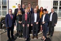 Menschen ohne feste Bleibe wieder auf die Beine helfen