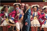 Möhnen begeistern mit Tanz und Humor