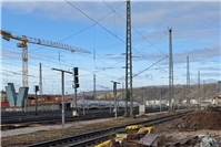 Neubau der Geh- und Radwegbrücke zwischen Koblenzer Stadtteilen Rauental und Goldgrube geht voran