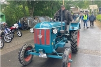 Oldtimer- und Schleppertreffen in Landkern mit zahlreichen historischen Fahrzeugen