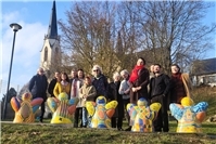 Partnerschaft für Demokratie im Kannenbäckerland: Keramikfiguren feierlich enthüllt
