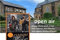 Pfarrhofkonzert mit Orange Moon und MGV Edelweiß Kell im Ortskern