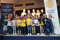 „Pfoten weg!“: Figurentheater stärkt Kinder in Montabaur