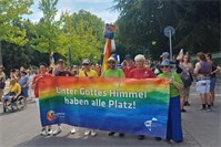 Queerness in der Kirche sichtbar machen