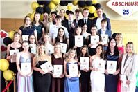 Realschule an der Römervilla verabschiedet ihre Schulabgänger feierlich
