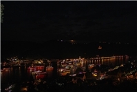 Rhein in Flammen: Stadt empfiehlt Anreise mit ÖPNV oder Fahrrad