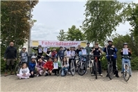 Sicher im Sattel: Schülerinnen und Schüler der Realschule Kaisersesch glänzen beim ADAC-Turnier