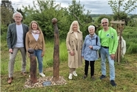 Skulpturen „David und Goliath“ von Rita Klein im Kloster Arenberg in Koblenz