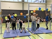 Tierisch viel Spaß beim
Tag des Kinderturnens