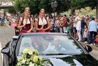Traditionsevent mit Festumzug, Musikgenuss und Brillantfeuerwerk