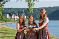 Unkel: Hanna Pasternak ist die neue Weinkönigin 2025/2026
