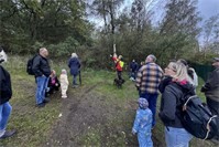 Waldbegehung in Kettig zeigt Klimawald mit sechs Baumarten