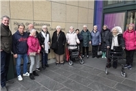 Wir sind Teil der Geschichte - Zehnte „Urlaub ohne Koffer“-Aktion der NBH ging mit Südstadt-Nachbarn