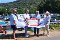 Yachtclub Mosel spendet für die Jugendarbeit der Rudergesellschaft Treis-Karden