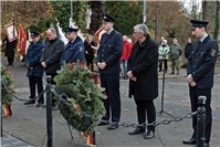 Zum Gedenken an alle Opfer der Kriege und der Gewaltherrschaft 