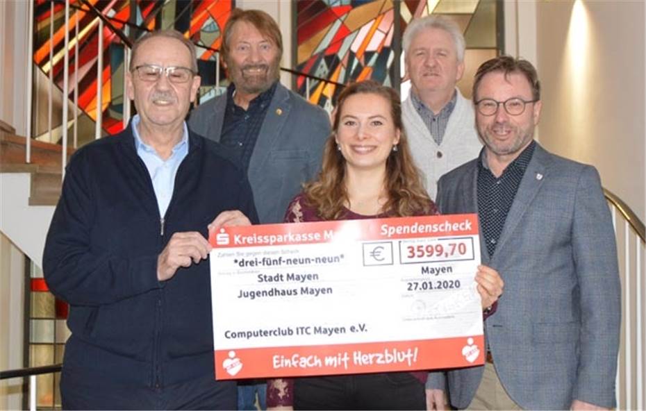 Informations- und Technologie-
Club Mayen e.V. übergibt Spendenscheck an städtisches Jugendhaus