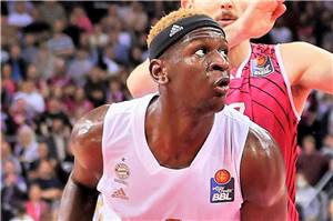 Neuwied: Basketball-Weltmeister Isaac Bonga kommt in seine Heimatstadt