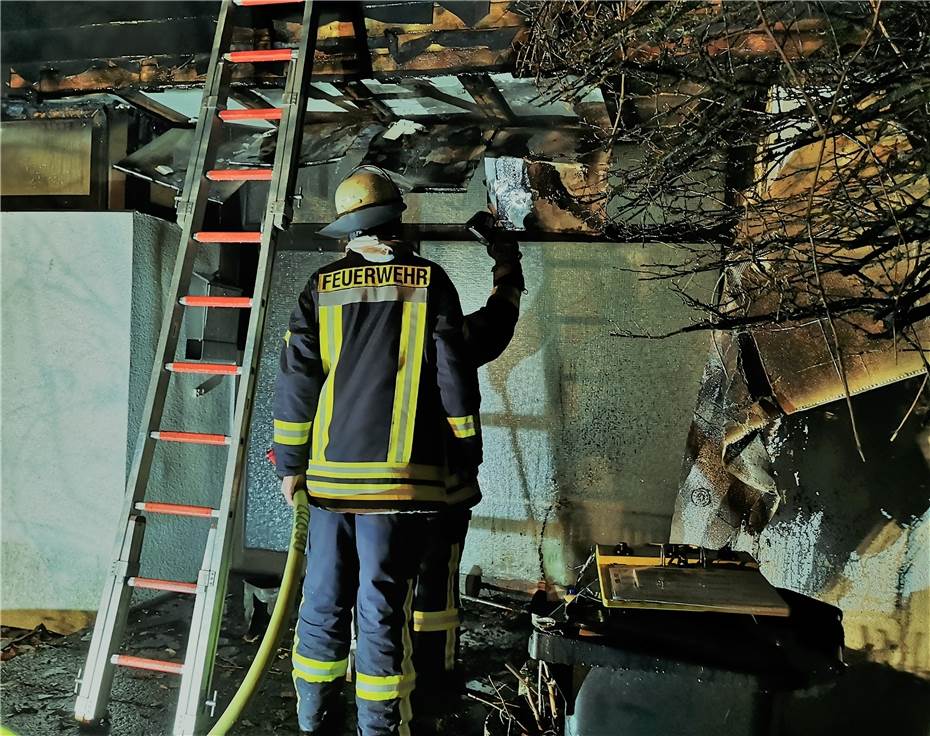 Königswinter: Feuerwehr stoppt Brand bei Schulzentrum