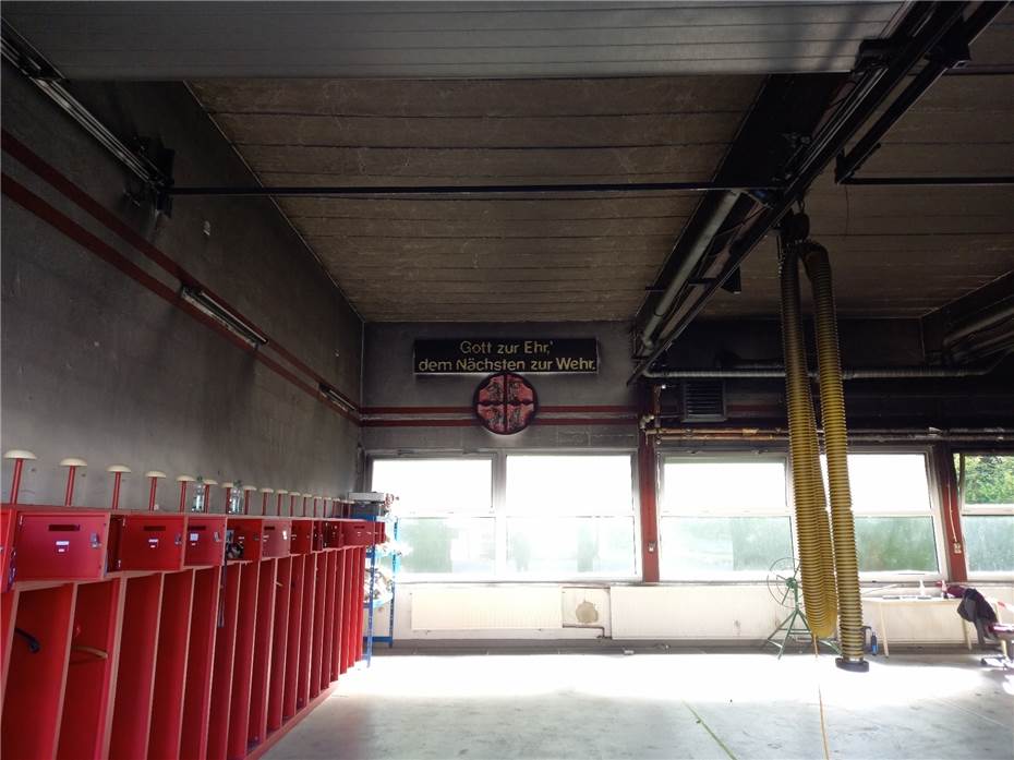 Brand in Feuerwehrhaus: Einsatzbereitschaft der Feuerwehr im Wiedtal ist sichergestellt 