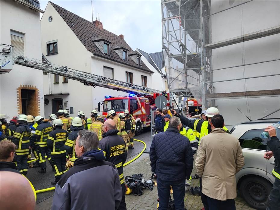 Andernach: Zwei Verletzte nach Wohnhausbrand