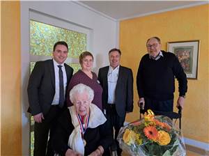 Erna Werthmann feierte
ihren 101. Geburtstag