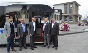 Fahrgäste, Bürger und Anwohner
profitieren von neuen Bussen