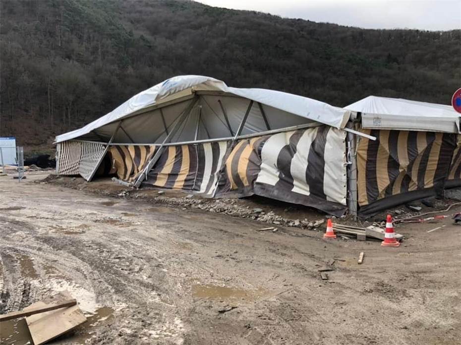 Walporzheim: Zelt drohte einzustürzen