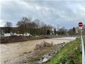 Bad Neuenahr: Unbekannte weiße Flüssigkeit in Ahr eingeleitet 