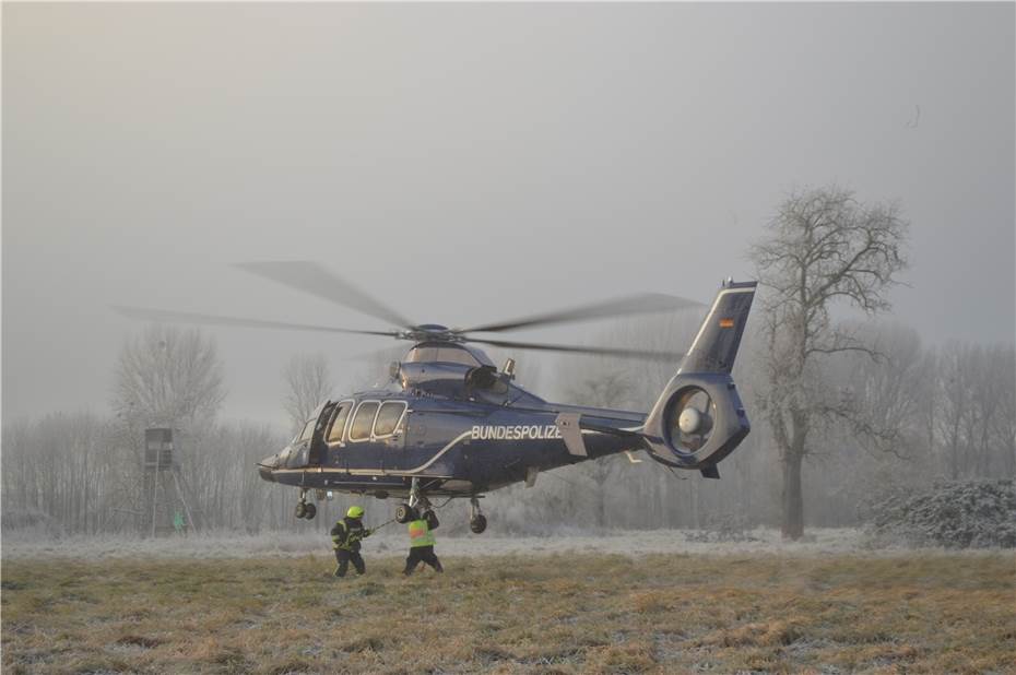 Ahrmündung: Fliegergruppe der Bundespolizei transportierte Flutmüll ab