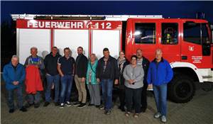 VG-Feuerwehr am
Gerätehaus Rheindörfer besucht